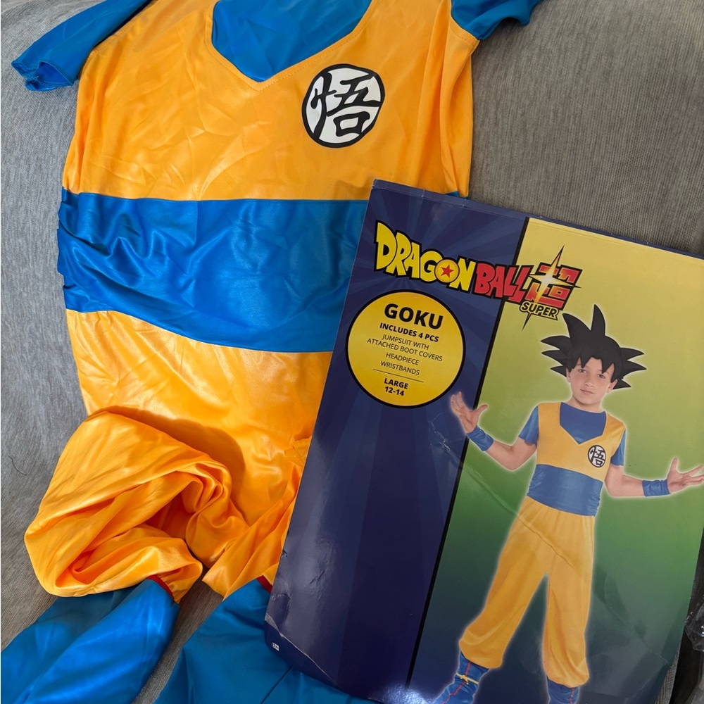 GOKU KIDS LARGE SZ 12 - 14